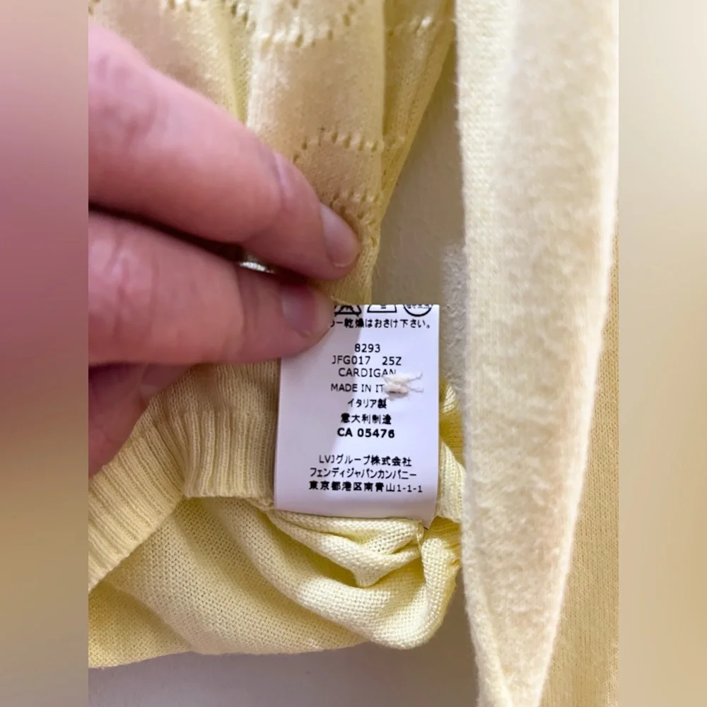 Fendi Junior Girls Yellow Cotton Cardigan Fendi Motif Made in Italy Size 8A - Picture 11 of 11